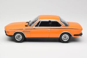 BMW 3.0 CSL E9 Pomarańczowy Minichamps 1:18 155028131 Metal — zdjęcie 3 z 6