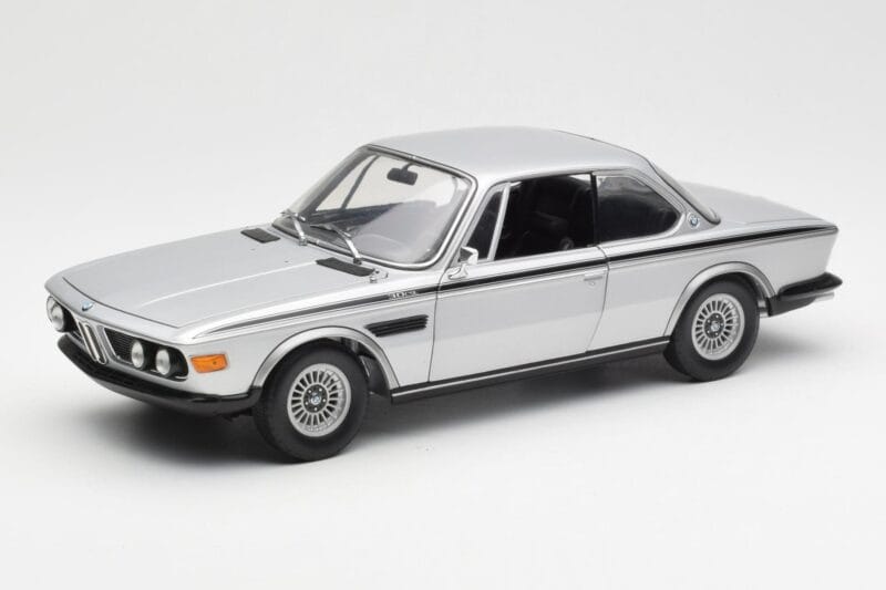 BMW 3.0 CSL E9 Srebrny Minichamps 1:18 180029020 Metal