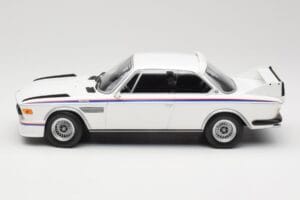 BMW 3.0 CSL E9 Biały Minichamps 1:18 155028136 Metal — zdjęcie 3 z 6