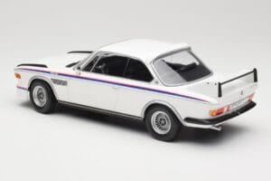 BMW 3.0 CSL E9 Biały Minichamps 1:18 155028136 Metal — zdjęcie 5 z 6
