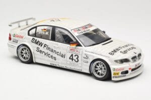 BMW 320i E46 #43 D. Muller WTCC 2005 AUTOart 1:18 80543 Metal — zdjęcie 4 z 6