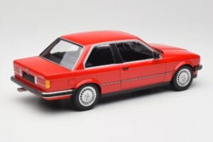 BMW 323i E21 Czerwony Minichamps 1:18 155026000 Metal — zdjęcie 2 z 6