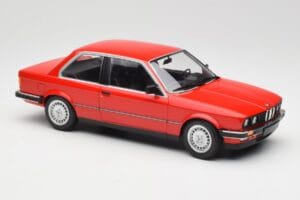 BMW 323i E21 Czerwony Minichamps 1:18 155026000 Metal — zdjęcie 4 z 6