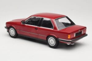 BMW 323i E30 Carmine Minichamps 1:18 155026008 Metal — zdjęcie 5 z 6