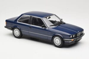 BMW 323i E30 Saturn Blue Minichamps 1:18 155026009 Metal — zdjęcie 4 z 6