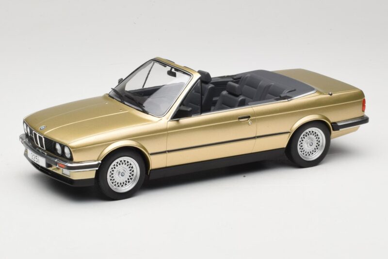 BMW 325i E30 Kabriolet Beżowy MCG 1:18 MCG18544 Metal