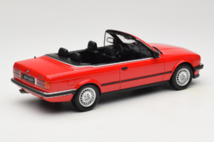 BMW 325i E30 Kabriolet Jasny Czerwony Otto 1:18 OT1194 Żywica — zdjęcie 2 z 6