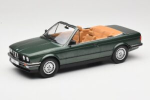BMW 325i E30 Kabriolet Zielony MCG 1:18 MCG18545 Metal