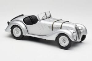 BMW 328 Srebrny Minichamps 1:18 155025030 Metal — zdjęcie 4 z 6