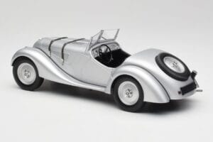 BMW 328 Srebrny Minichamps 1:18 155025030 Metal — zdjęcie 5 z 6