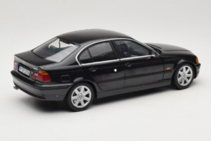 BMW 328i E46 Czarny UT Models 1:18 80439422373 Metal — zdjęcie 3 z 8