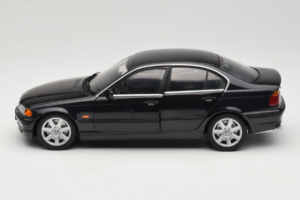 BMW 328i E46 Czarny UT Models 1:18 80439422373 Metal — zdjęcie 4 z 8