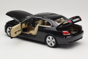 BMW 335i E93 Kabriolet Sapphire Black Kyosho 1:18 80430413375 Metal — zdjęcie 7 z 10