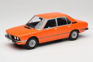 BMW 5 Series E12 Pomarańczowy MCG 1:18 MCG18540 Metal
