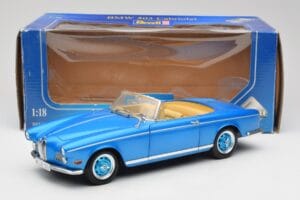 BMW 503 Cabriolet Riviera Blue Revell 1:18 08843 Metal — zdjęcie 9 z 9