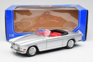 BMW 503 Srebrny Revell 1:18 18787 Metal — zdjęcie 8 z 8