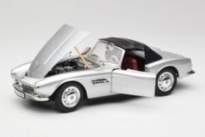 BMW 507 Srebrny Revell 1:18 9034 Metal — zdjęcie 2 z 8