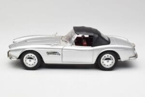 BMW 507 Srebrny Revell 1:18 9034 Metal — zdjęcie 4 z 8