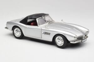 BMW 507 Srebrny Revell 1:18 9034 Metal — zdjęcie 6 z 8