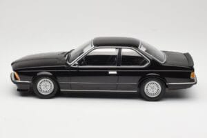 BMW 635 CSi E24 Black Metallic Minichamps 1:18 155028104 Metal — zdjęcie 3 z 6