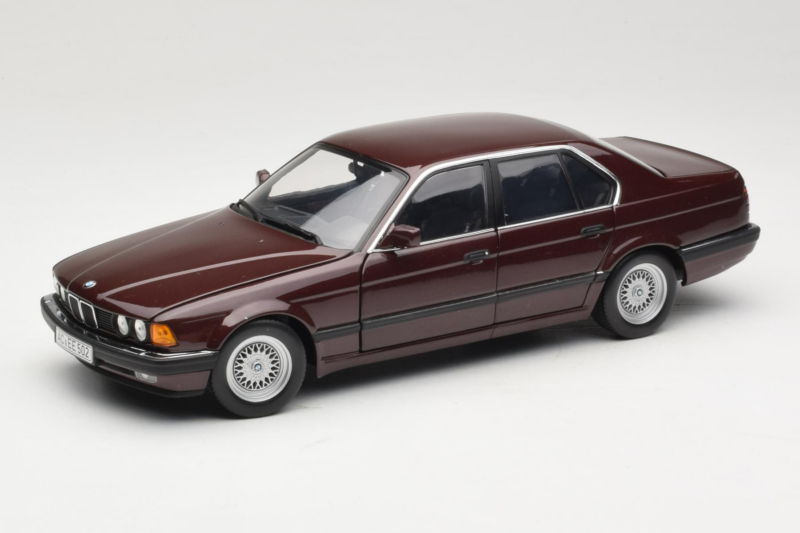 BMW 730i E32 Red Metallic Minichamps 1:18 100023001 Metal