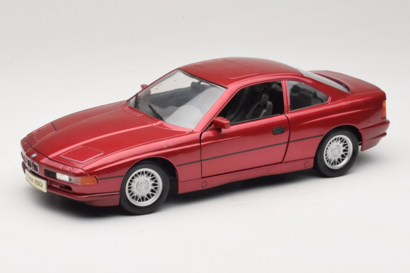 BMW 850i E31 Czerwony Tchibo 1:18 36157 Metal