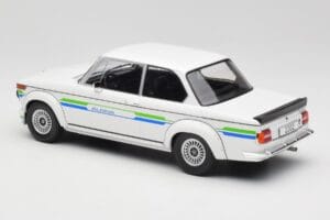 BMW Alpina 2002 E10 Turbo Biały MCG 1:18 MCG18409-R Metal — zdjęcie 5 z 6
