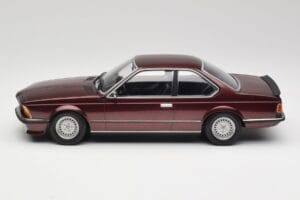 BMW 635 CSi E24 Karmesinrot Metallic Minichamps 1:18 155028105 Metal — zdjęcie 3 z 6