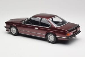 BMW 635 CSi E24 Karmesinrot Metallic Minichamps 1:18 155028105 Metal — zdjęcie 5 z 6