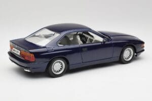 BMW E31 850i Mauritius Niebieski Maisto 1:18 438813100299 Metal — zdjęcie 3 z 8