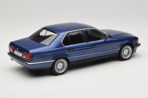 BMW Alpina B11 E32 3.5 Metallic Blue MCG 1:18 MCG18232 Metal — zdjęcie 2 z 6