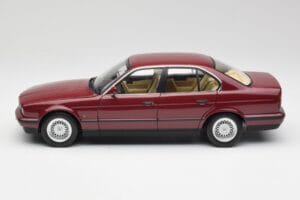 BMW 535i E34 Czerwony Minichamps 1:18 100024002 Metal — zdjęcie 4 z 8
