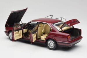 BMW 535i E34 Czerwony Minichamps 1:18 100024002 Metal — zdjęcie 5 z 8