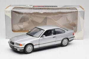BMW 3 Series E36 Coupe Srebrny UT Models 1:18 180023321 Metal — zdjęcie 8 z 8