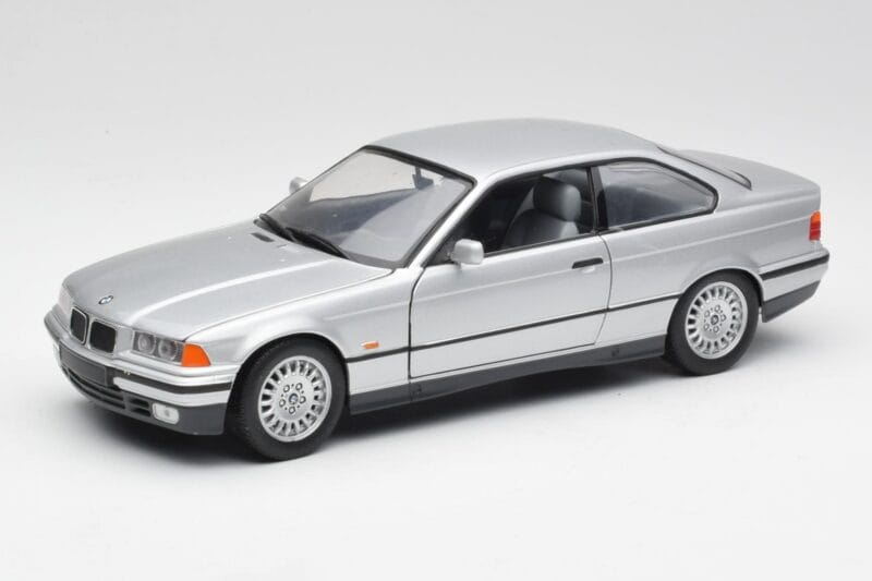 BMW 3 Series E36 Coupe Srebrny UT Models 1:18 180023321 Metal