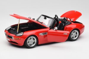 BMW Z8 E52 Roadster Jaskrawy Czerwony Bburago 1:18 12032 Metal — zdjęcie 2 z 8