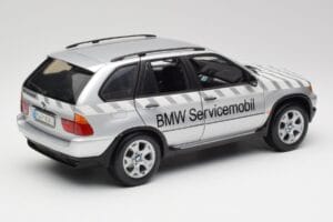 BMW X5 E53 3.0d Service Mobil Kyosho 1:18 80430305646 Metal — zdjęcie 3 z 8
