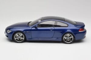 BMW M6 E63 Niebieski Kyosho 1:18 80430413351 Metal — zdjęcie 4 z 8