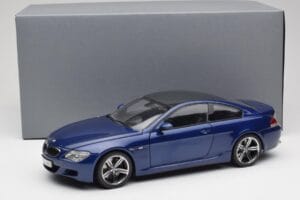 BMW M6 E63 Niebieski Kyosho 1:18 80430413351 Metal — zdjęcie 8 z 8