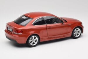 BMW 1 E82 Coupe Pomarańczowy Kyosho 1:18 80430427064 Metal — zdjęcie 3 z 8