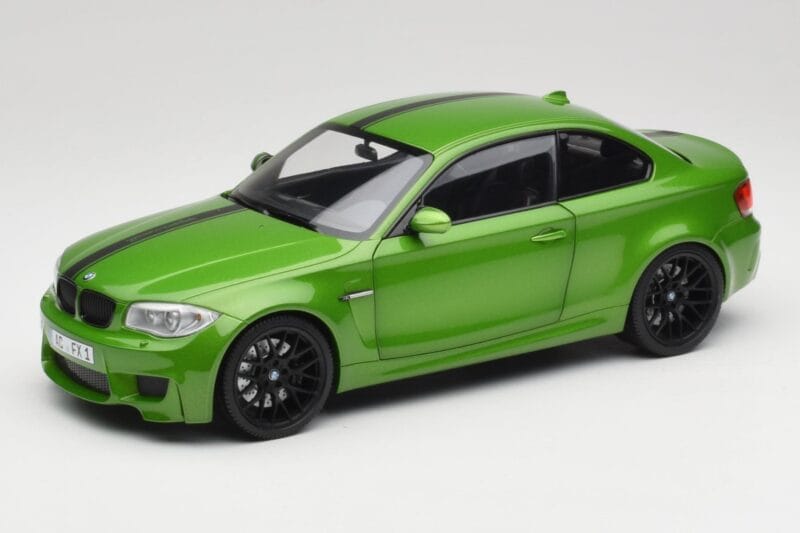 BMW 1 Series E82 Coupe Taiga Green Metallic Minichamps 1:18 110020024 Metal