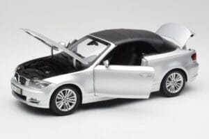 BMW 135i E88 Kabriolet Titan Srebrny Kyosho 1:18 80430427021 Metal — zdjęcie 2 z 8