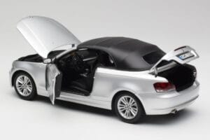 BMW 135i E88 Kabriolet Titan Srebrny Kyosho 1:18 80430427021 Metal — zdjęcie 5 z 8