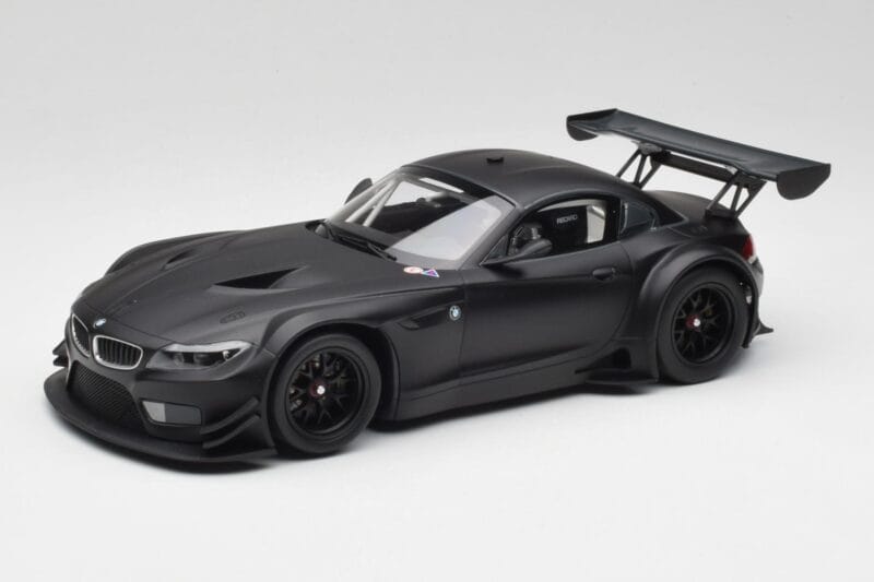 BMW Z4 E89 GT3 Matt Czarny Minichamps 1:18 151122304 Metal