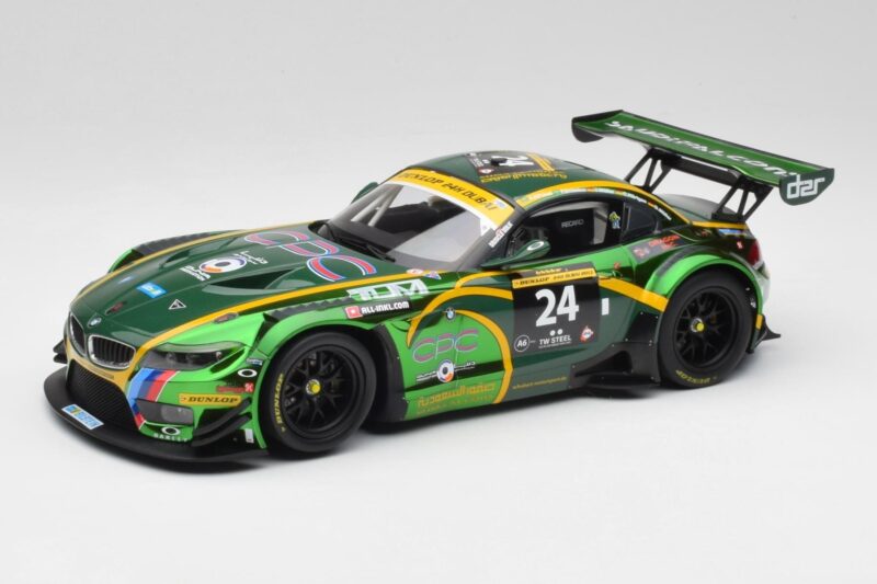 BMW Z4 E89 GT3 #24 Saudi Falcons K. Al Faisal / A. Binladen Dubai 24 Hours 2013 Minichamps 1:18 151132324 Metal