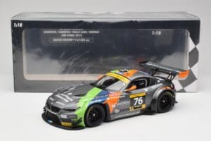 BMW Z4 E89 GT3 #76 Schubert Motorsport Dubai 24 Hours 2014 Minichamps 1:18 151142376 Metal — zdjęcie 6 z 6