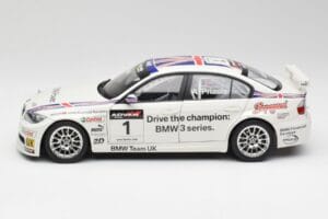BMW E90 320si #1 A. Priaulx WTCC Champion 2006 Kyosho 1:18 80430429067 Metal — zdjęcie 4 z 8