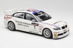 BMW E90 320si #1 A. Priaulx WTCC Champion 2006 Kyosho 1:18 80430429067 Metal — zdjęcie 6 z 8