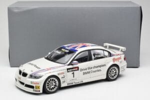 BMW E90 320si #1 A. Priaulx WTCC Champion 2006 Kyosho 1:18 80430429067 Metal — zdjęcie 8 z 8