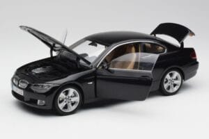 BMW 3 E92 Coupe Czarny Kyosho 1:18 80430407222 Metal — zdjęcie 2 z 8